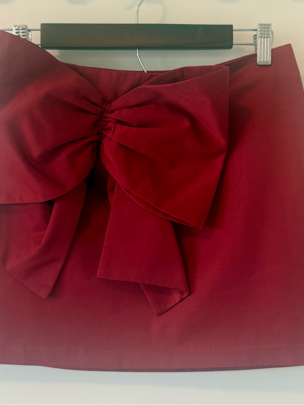 H&M Red Bow-Accent Mini Skirt
